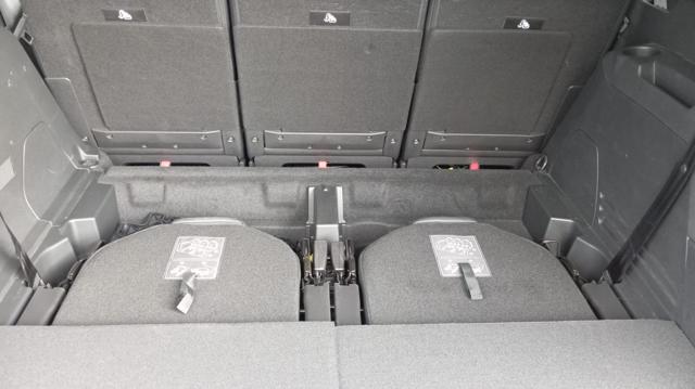 PEUGEOT 5008 *PROMO* BlueHDi 130 S&S Allure Pack