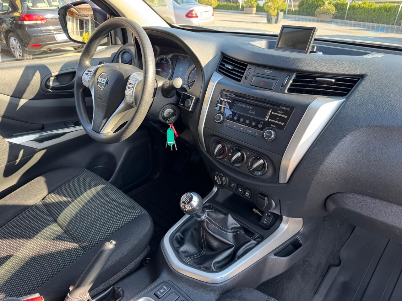 Nissan Navara 2.3 dCi 4WD King Cab, Pedana Scorrevole, hardtop