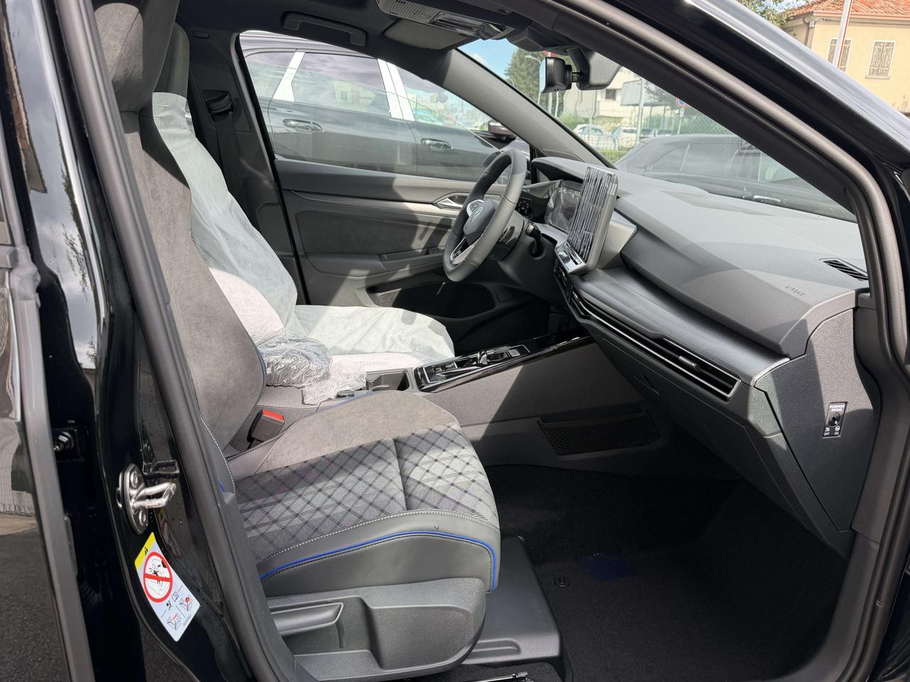 Volkswagen Golf Golf 1.5 etsi R-Line 150cv dsg