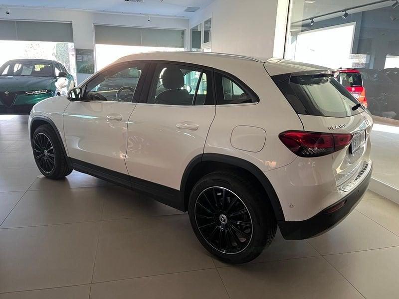 Mercedes-Benz GLA GLA 180 Automatic Business Extra