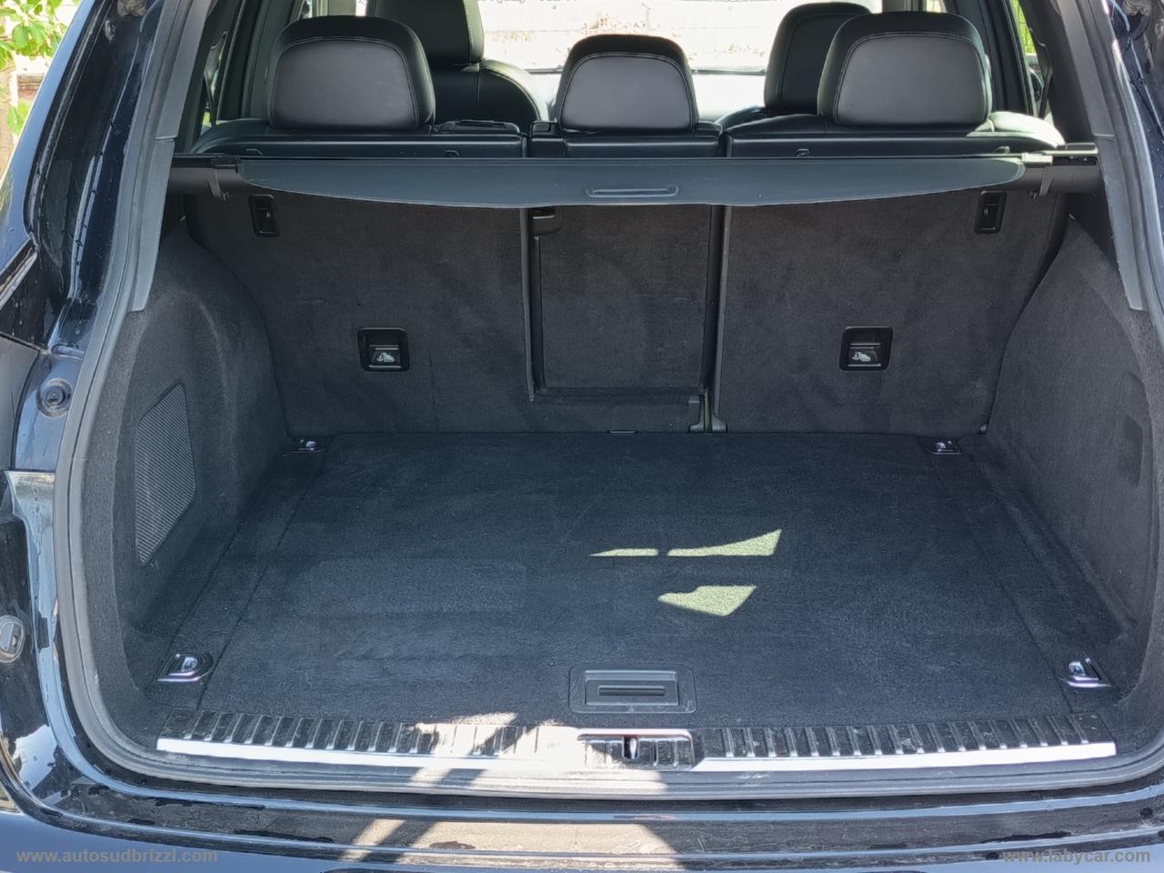 PORSCHE Cayenne 3.0 Diesel Platinum Edition