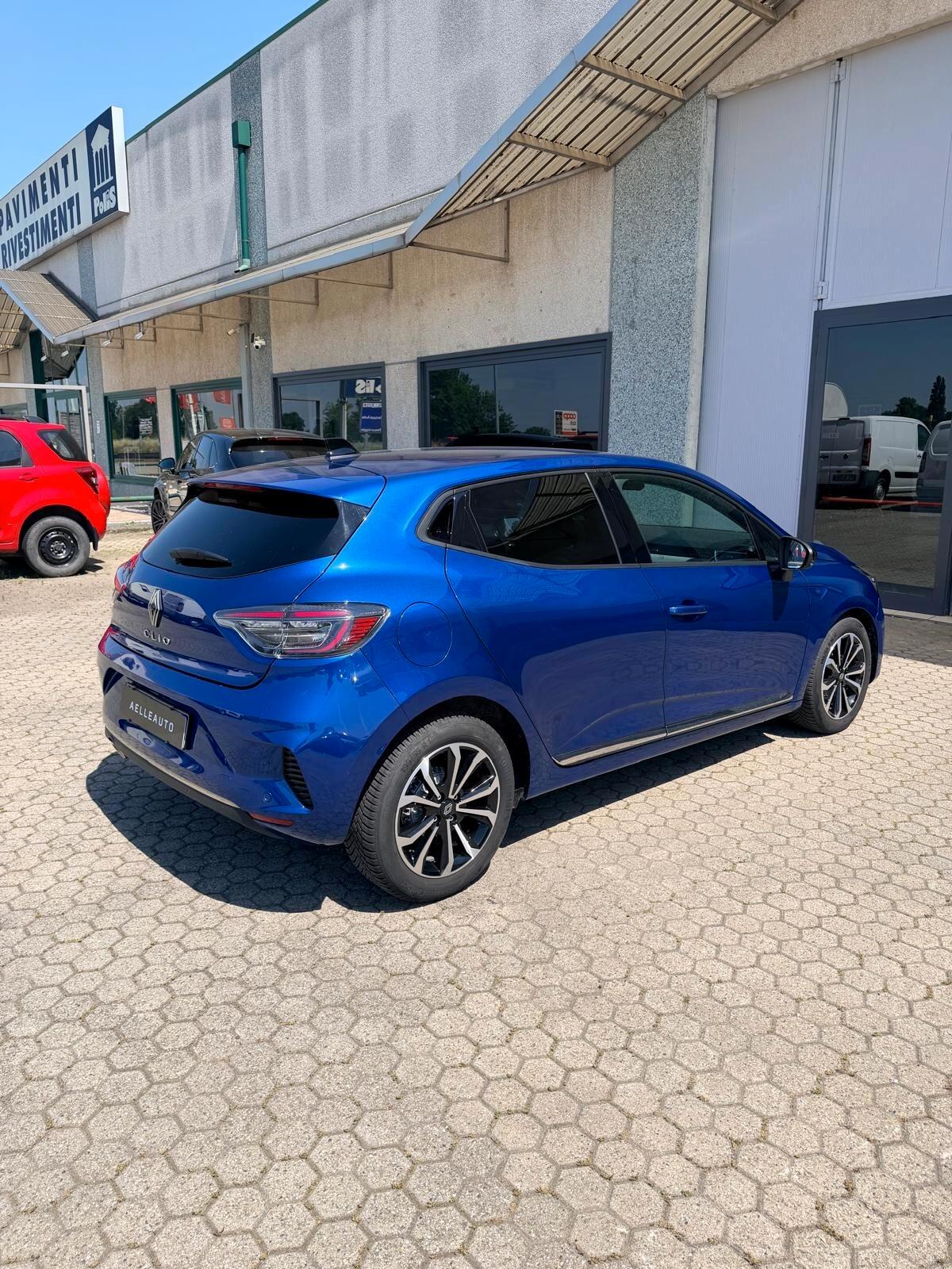Renault Clio TCe 90 CV 5 porte Techno