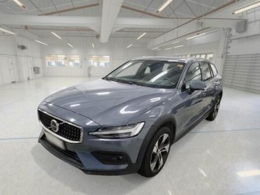 Volvo V60 2.0 B4 Ultimate AWD automatico