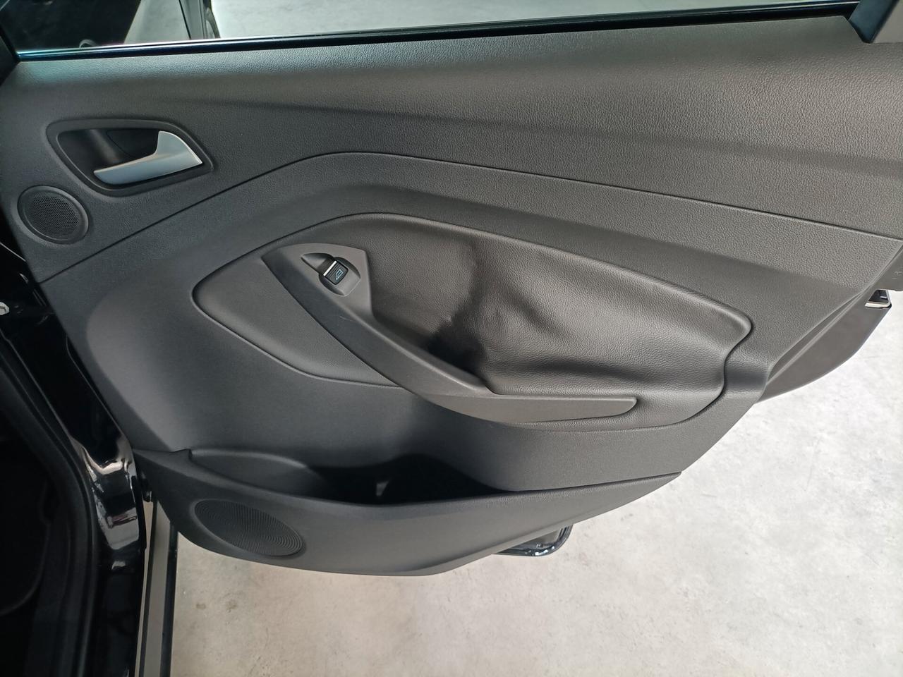 Ford Kuga 1.5 TDCI 120 CV S&S 2WD Titanium 01/2017