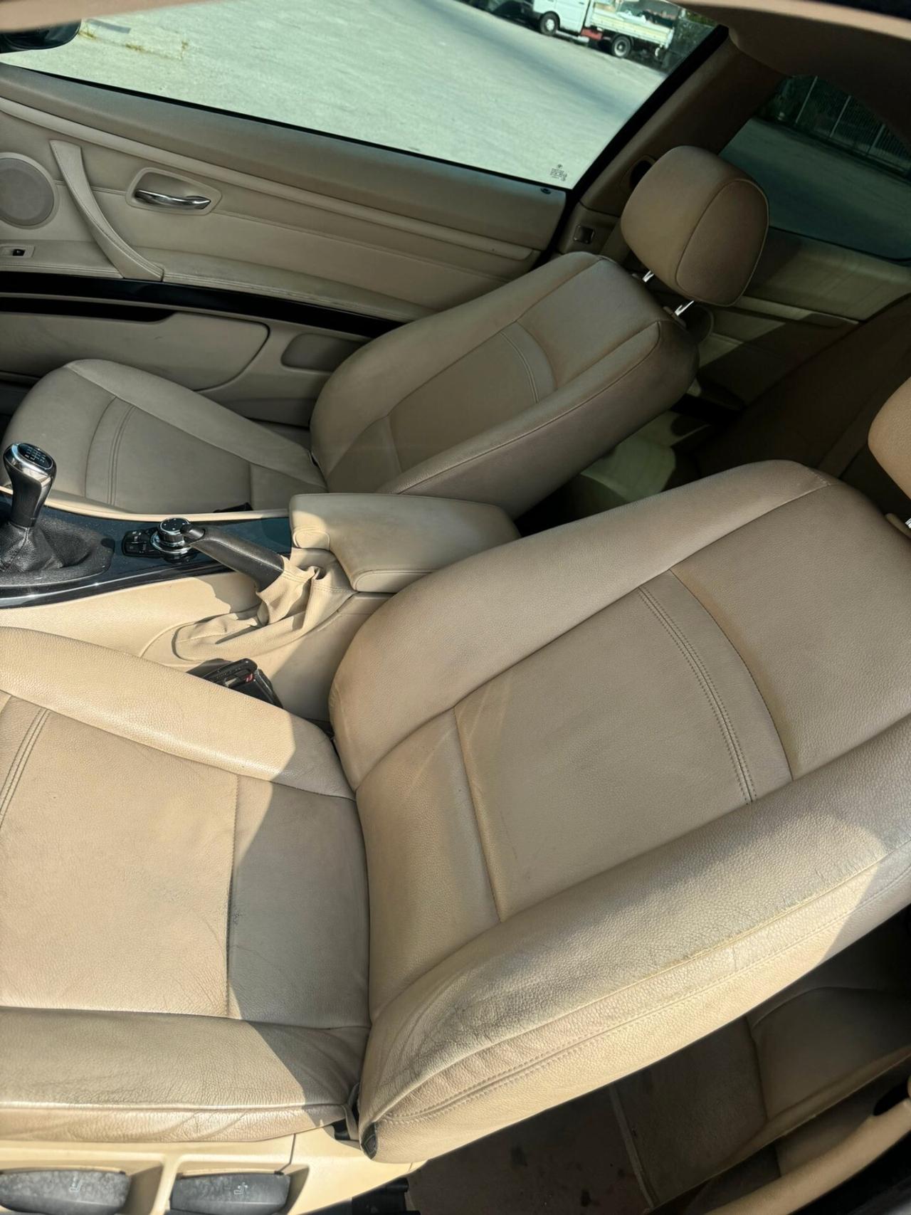 Bmw 320 320d cat Coupé Attiva