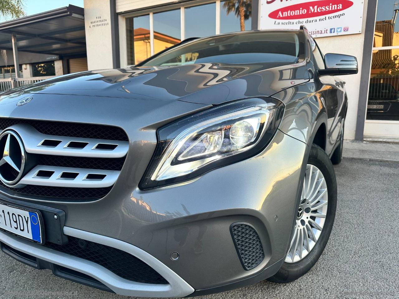MERCEDES-BENZ GLA 200 d Automatic Business Extra
