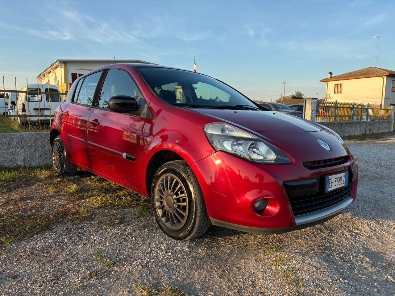 Renault Clio 1.2 16V 5 porte Dynamique