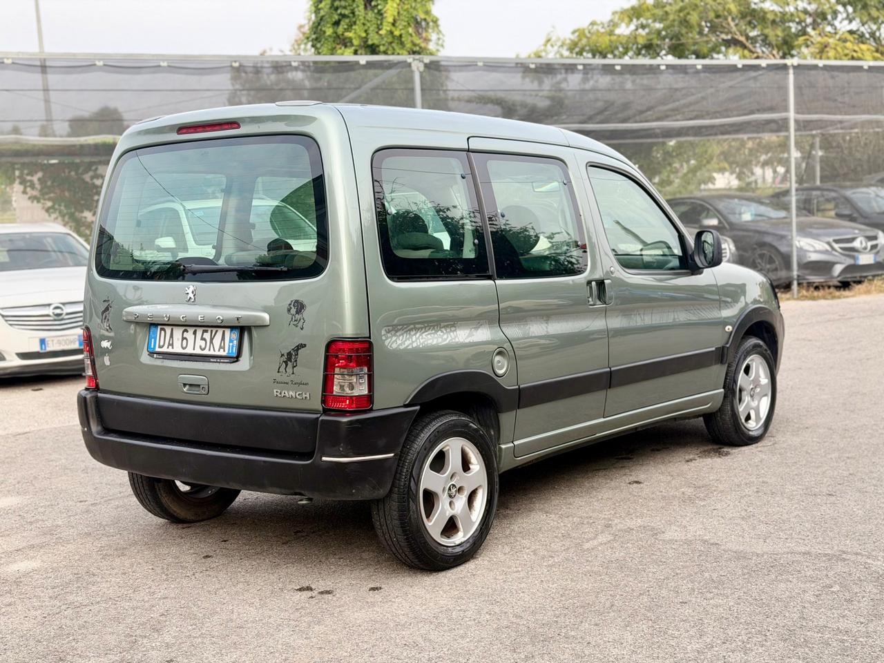 Peugeot Ranch 1.6 HDi 5p. Lee