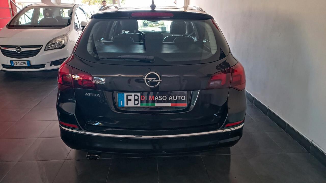 Opel Astra 1.4 Turbo 140CV Sports Tourer GPL Tech Cosmo