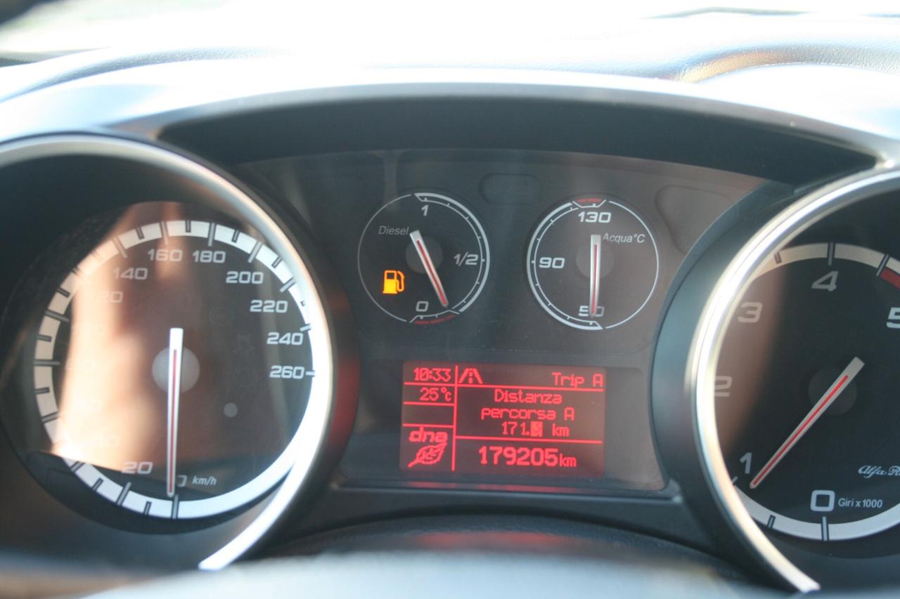 Alfa Romeo Giulietta 1.6 JTDm-2 120 CV Distinctive