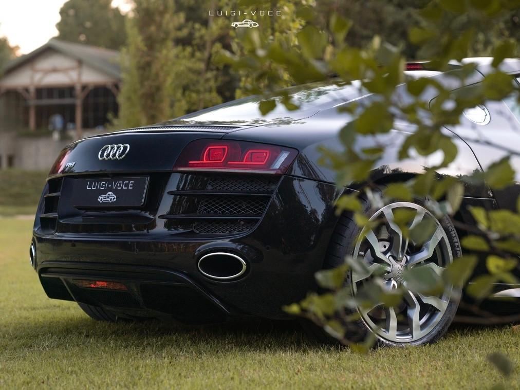 Audi R8 5.2 V10 FSI quattro R tronic