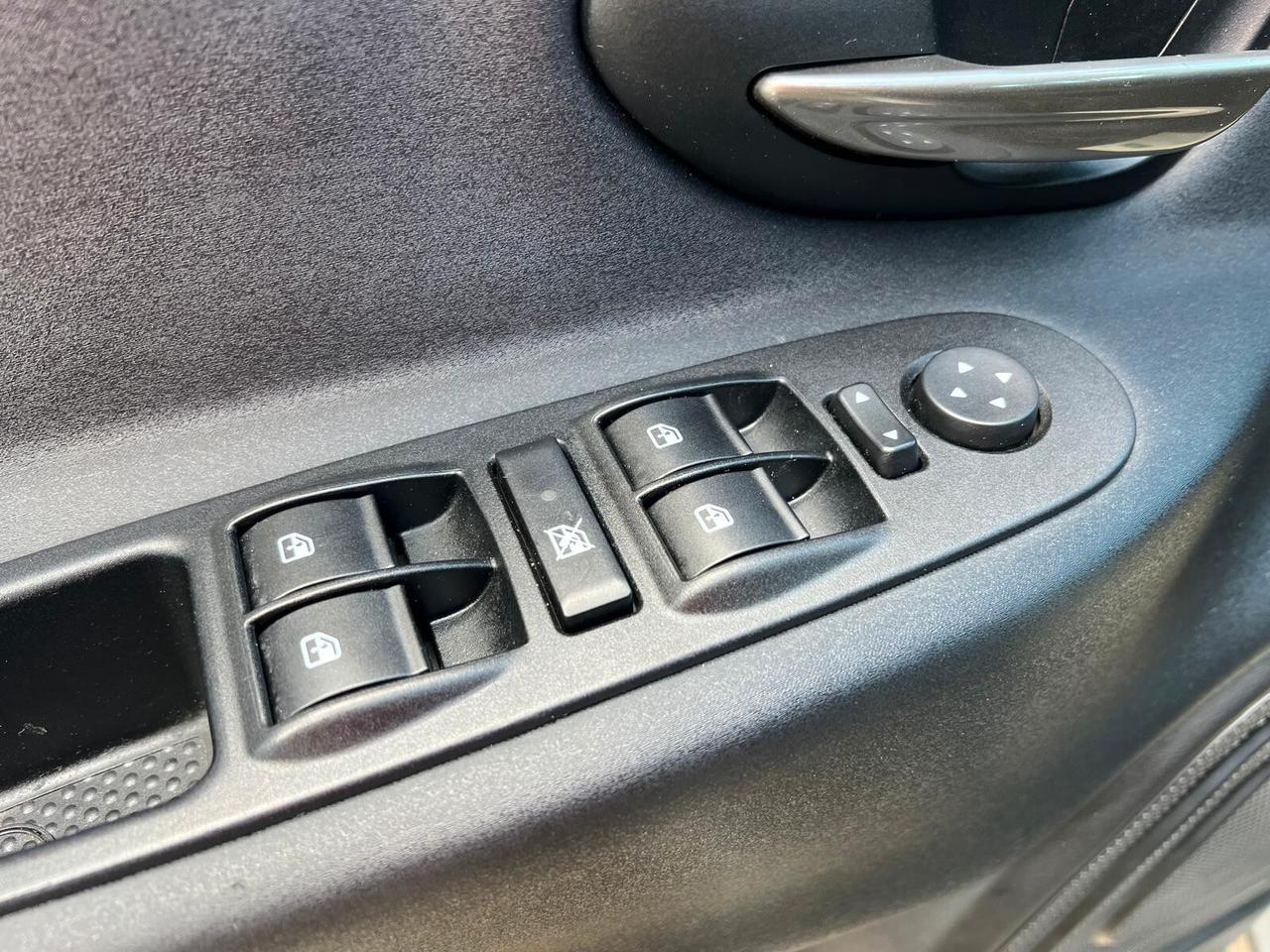Lancia Ypsilon 1.2 69 CV 5 porte Gold