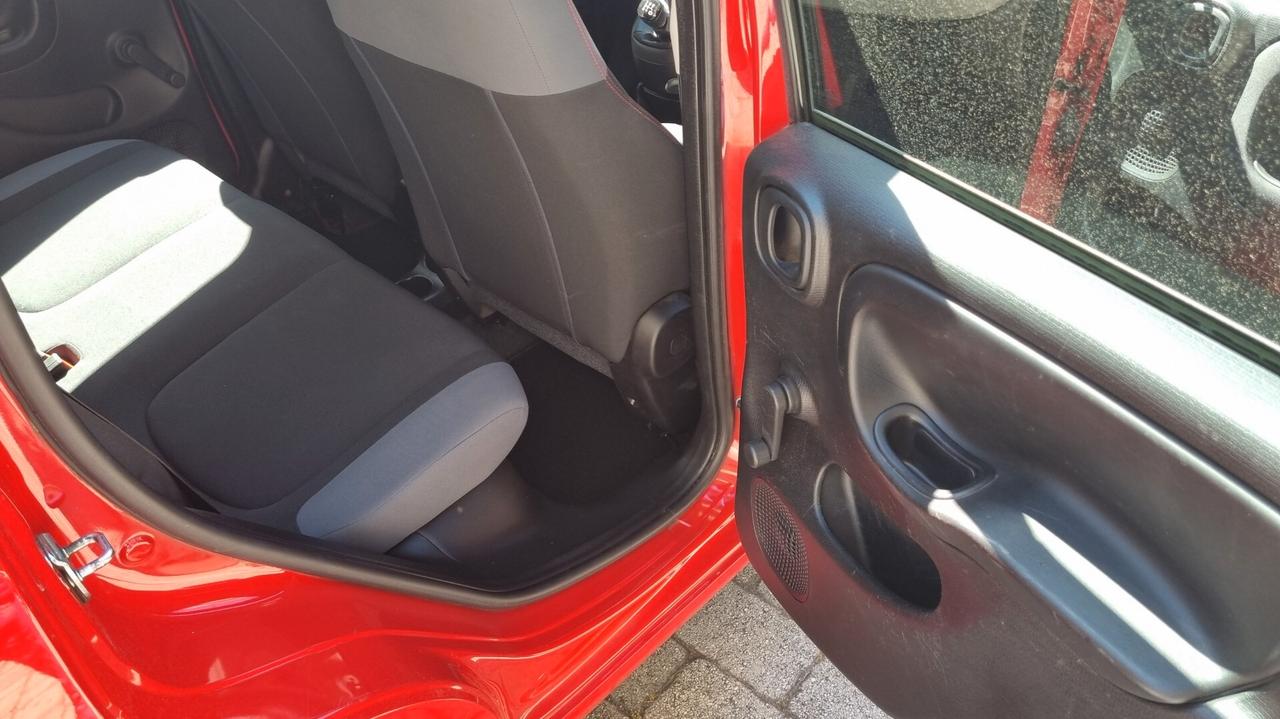 Fiat Panda 1.2 69cv anno2017 km44000 neopatentati