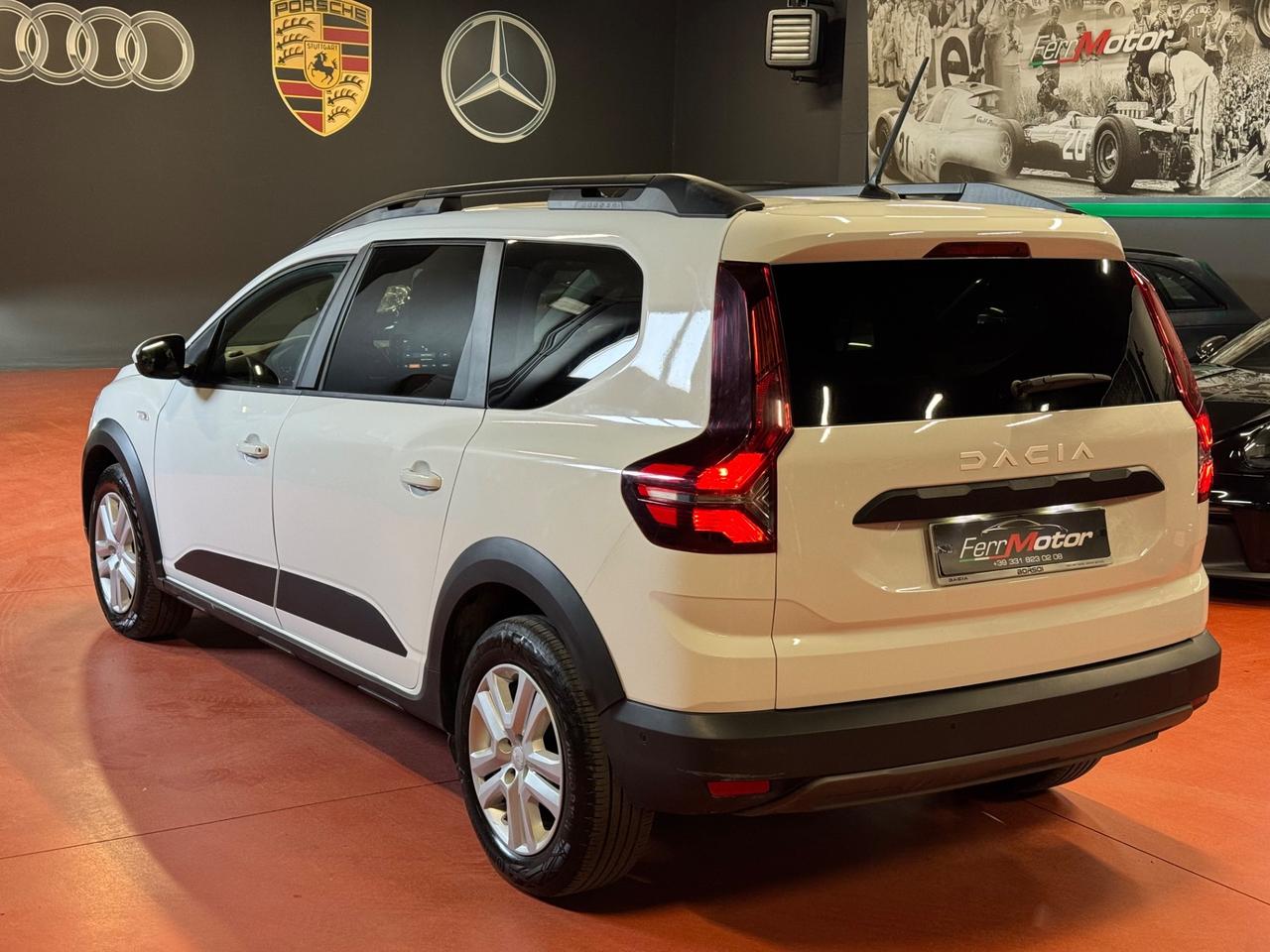 Dacia Jogger 1.0 TCe GPL 100 CV 5 posti Essential