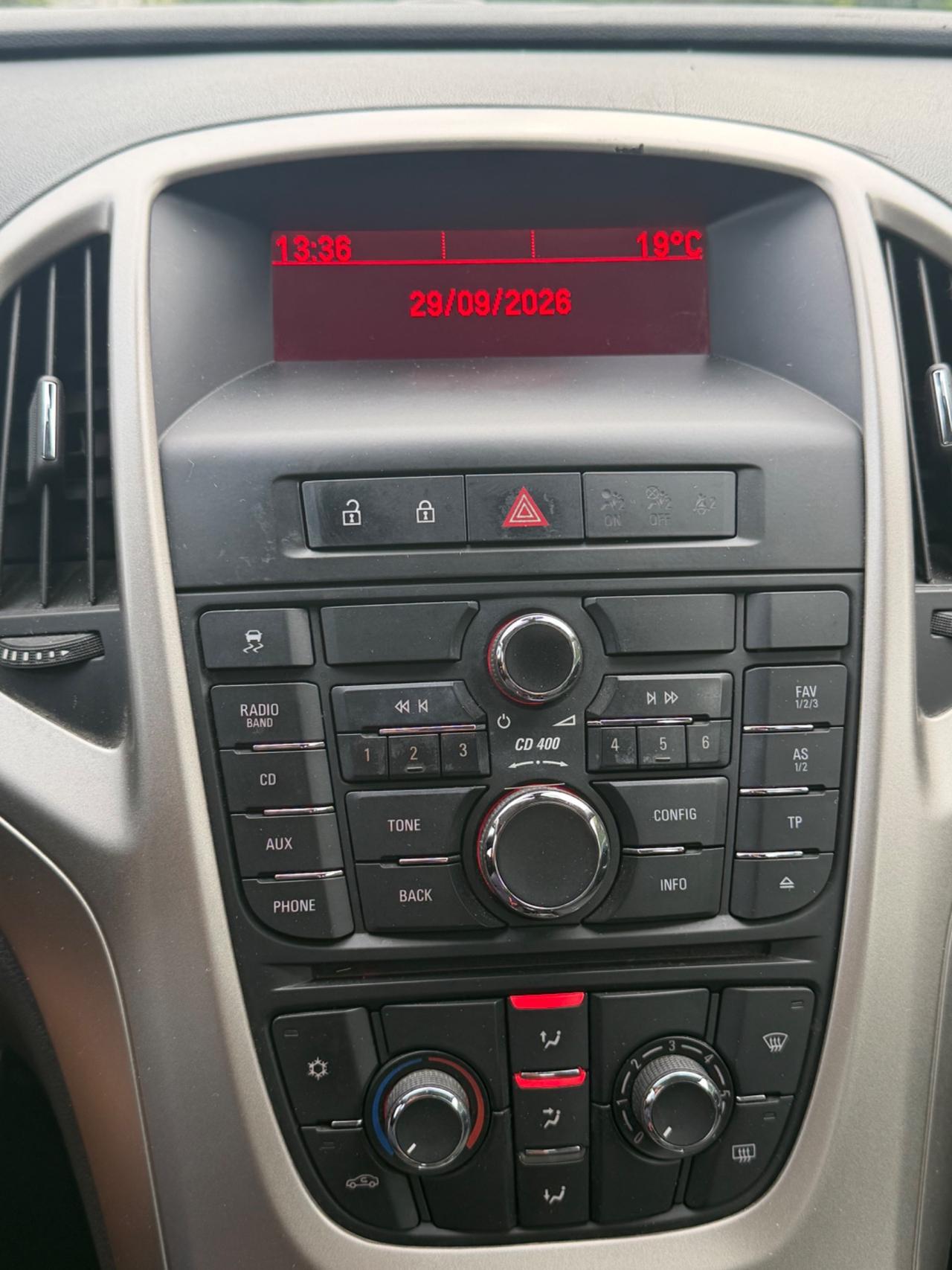 Opel Astra 1.4 100CV Sports Tourer Cosmo