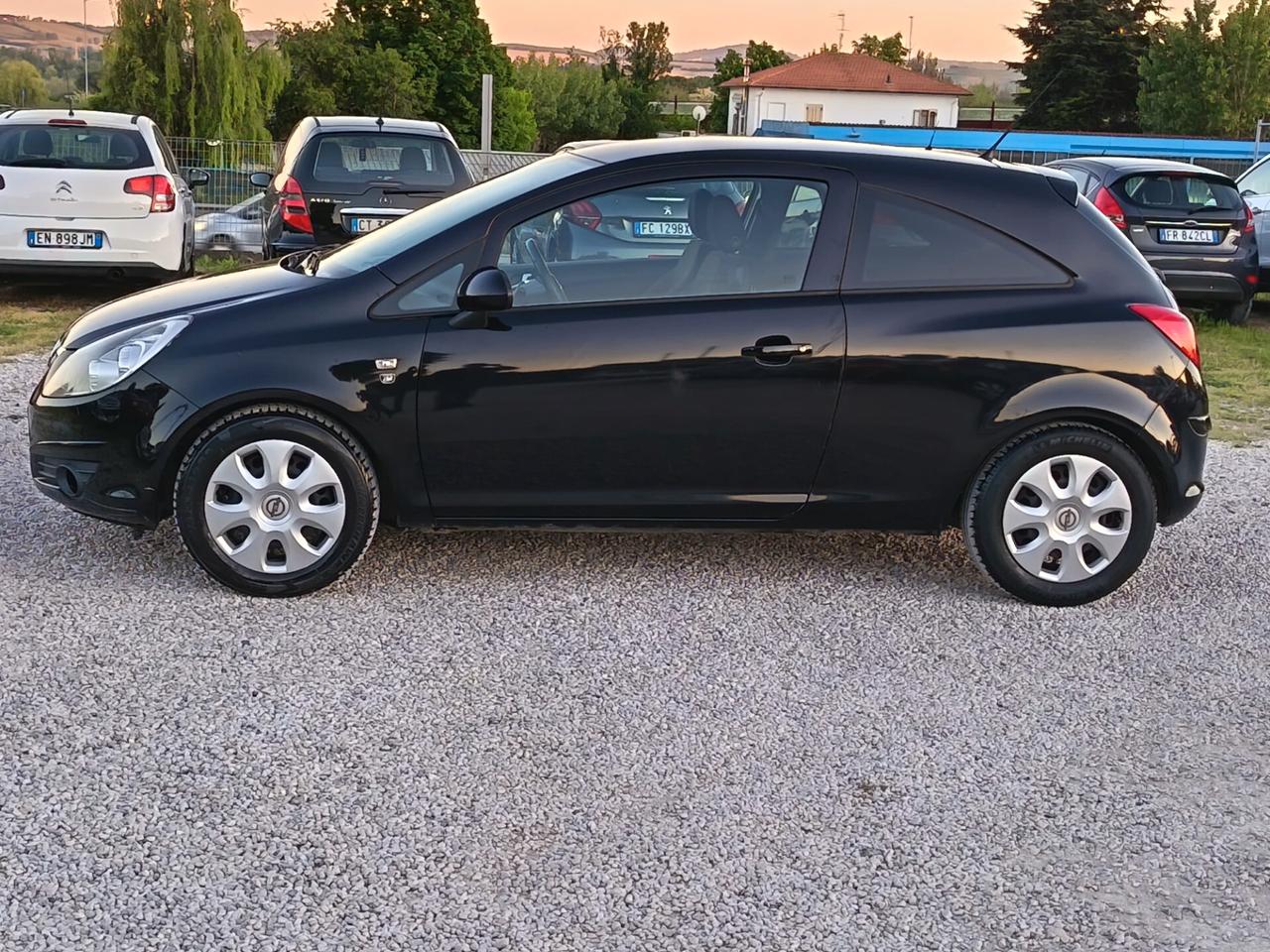Opel Corsa 1.3 CDTI 95CV ecoFLEX 3 porte Edition km 168.000 CERTIFICATI NEOPATENTATI