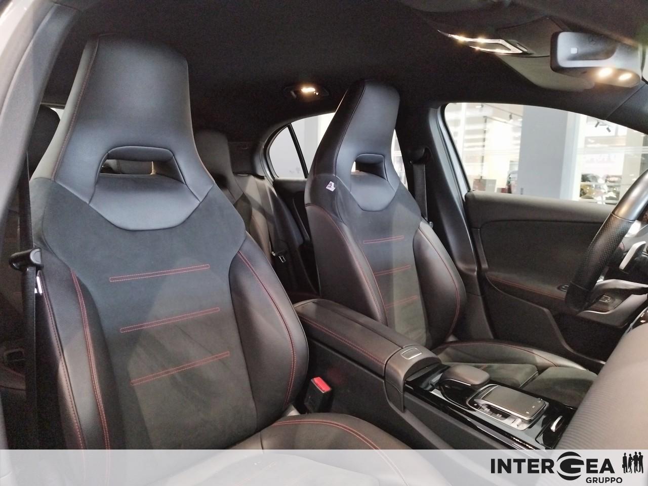 Mercedes-Benz A 180 d Premium auto