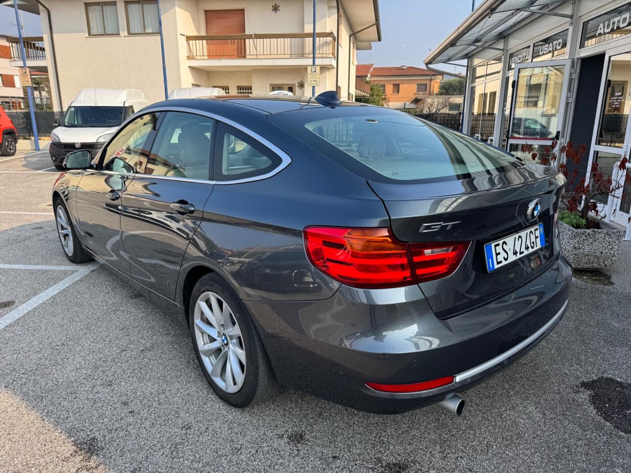 Bmw 3er Gran Turismo 320d Luxury aut.