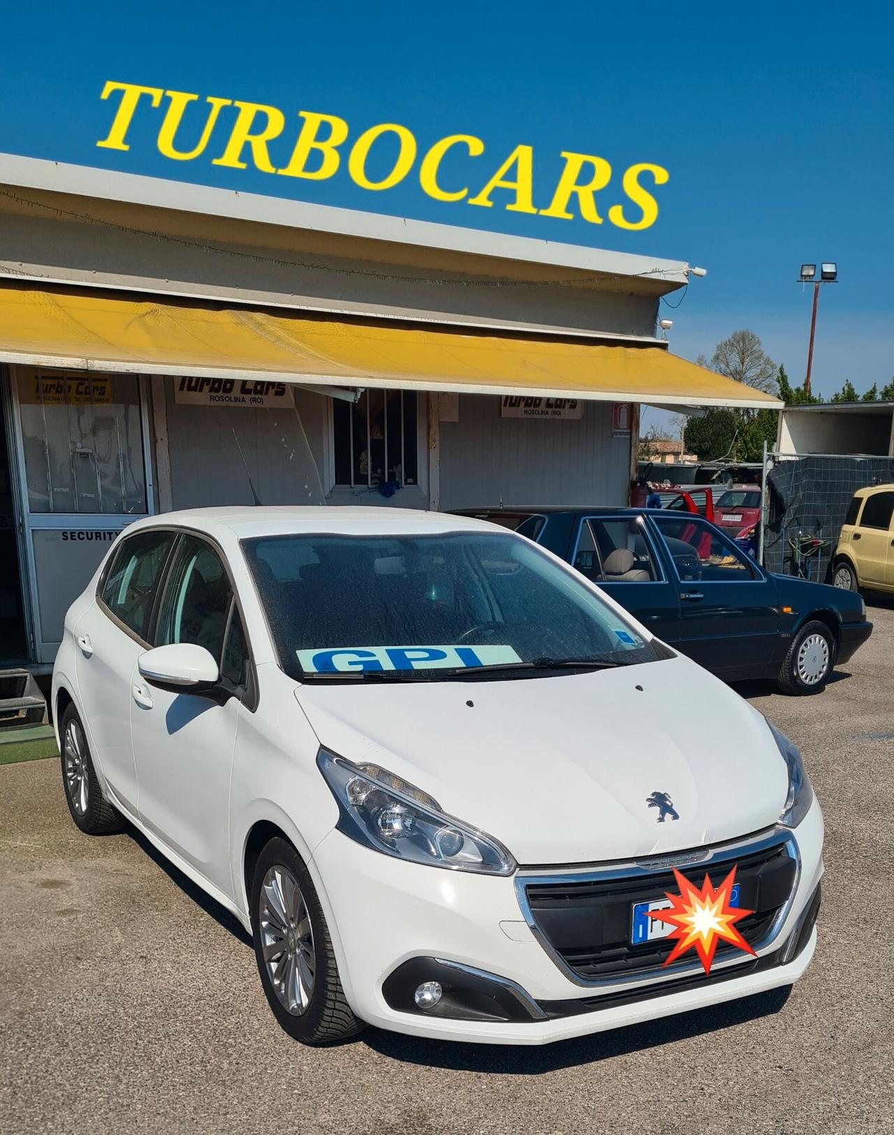 Peugeot 208 puretech 82 cv 5p. GPL