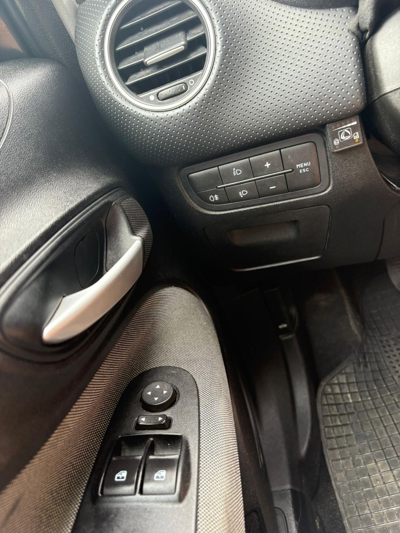 Fiat Punto 1.2 GPL 5 porte S&S Dynamic 69CV Ok Neopatentati