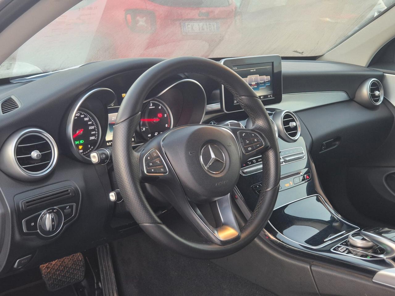 Mercedes-benz C 220 d 4 MATIC Coupé Sport