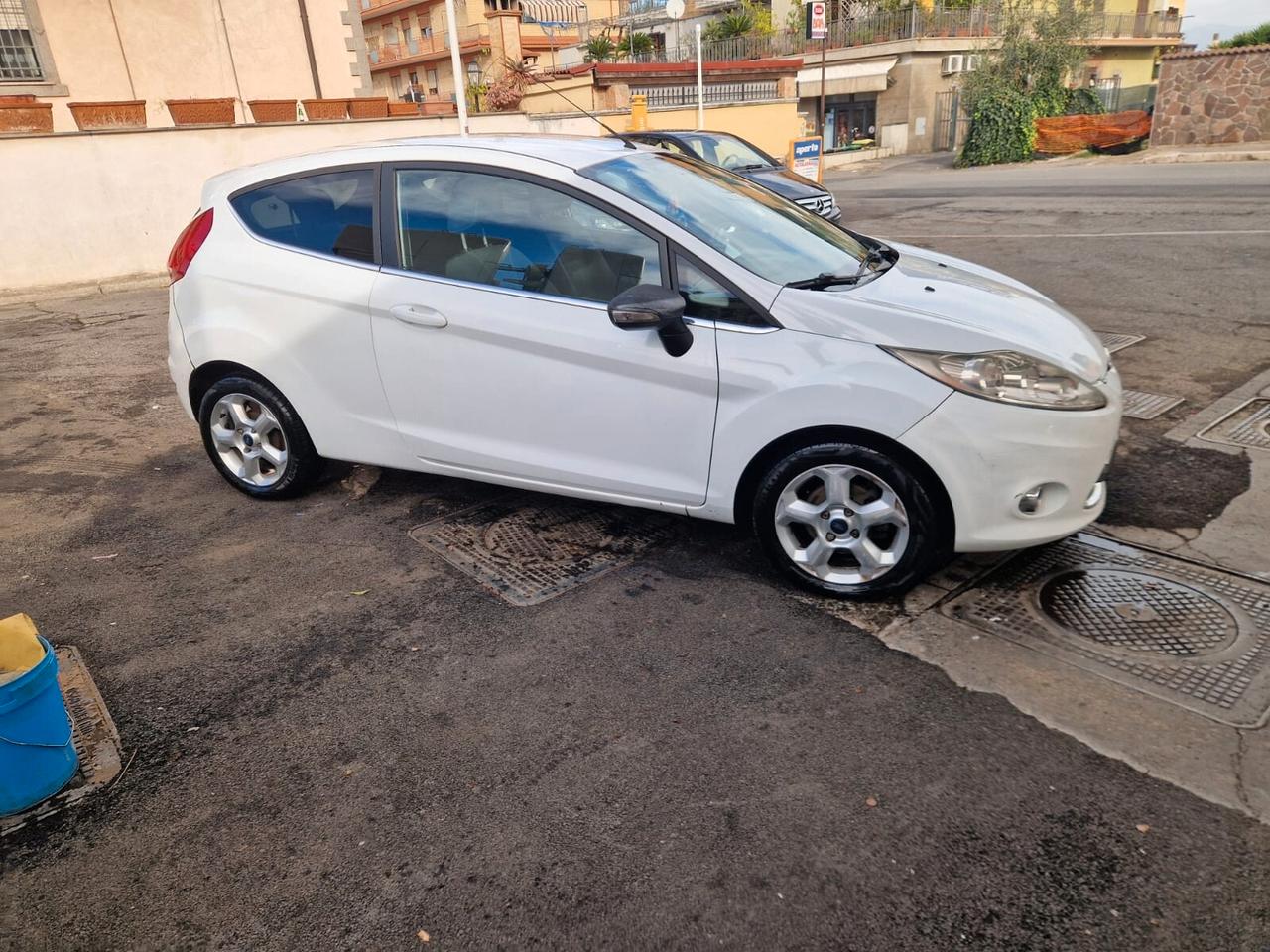 Ford Fiesta Fiesta+ 1.4 3 porte Bz.- GPL