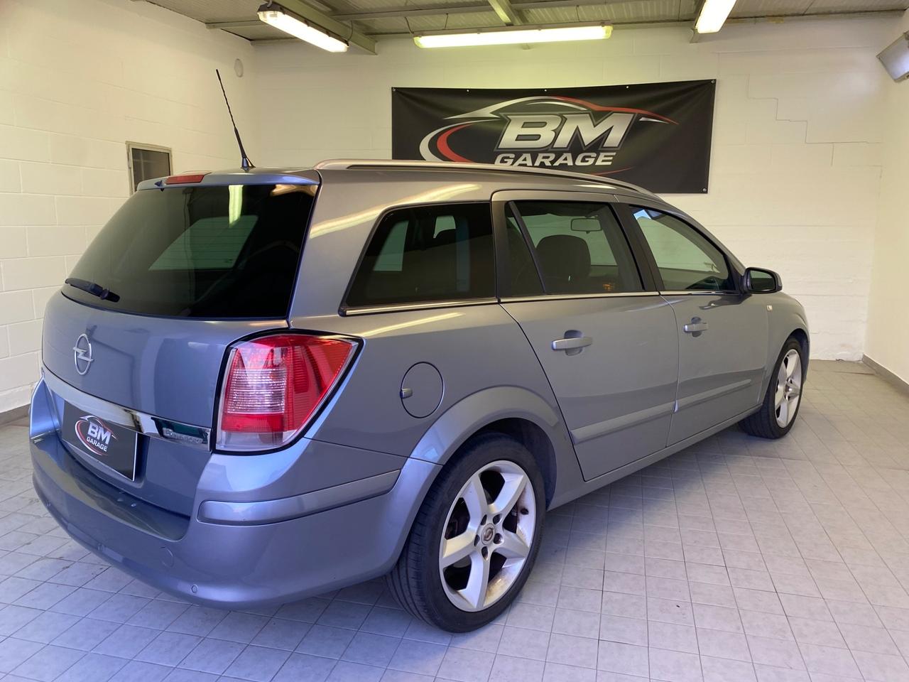 Opel Astra 1.6 16V VVT Station Wagon Cosmo