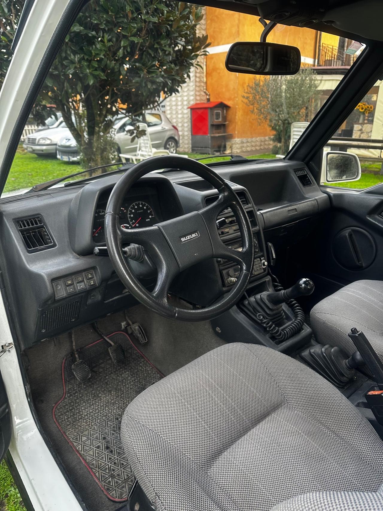 Suzuki Vitara 1.6 JLX ASI in ottime condizioni