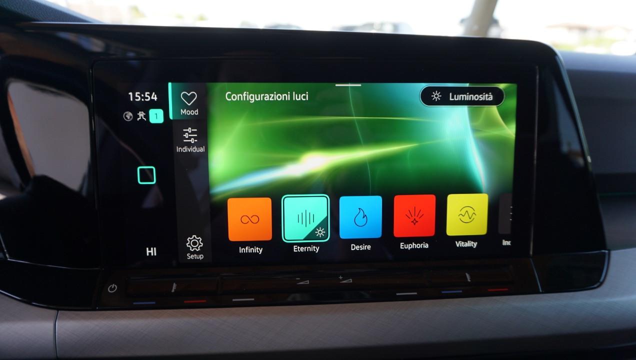 Volkswagen Golf 1.0 etsi evo Life 110cv dsg