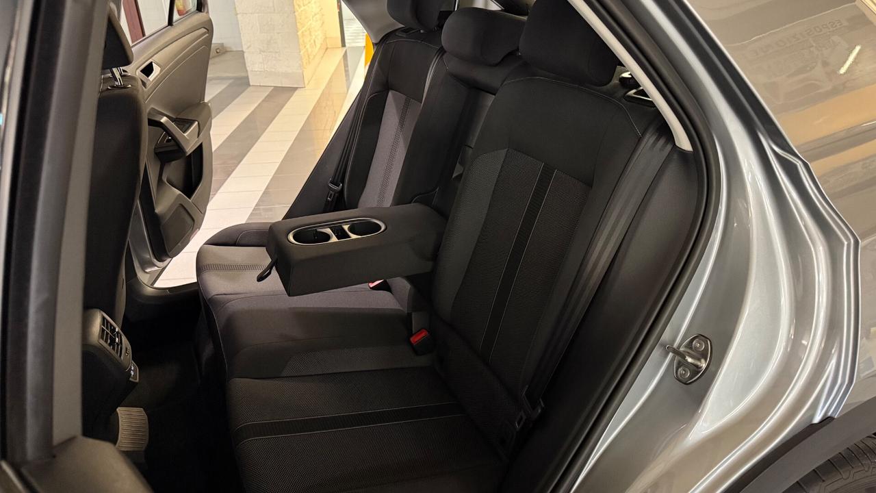 Volkswagen T-Roc 2.0 TDI 116cv Life 03/2024 Gancio Traino