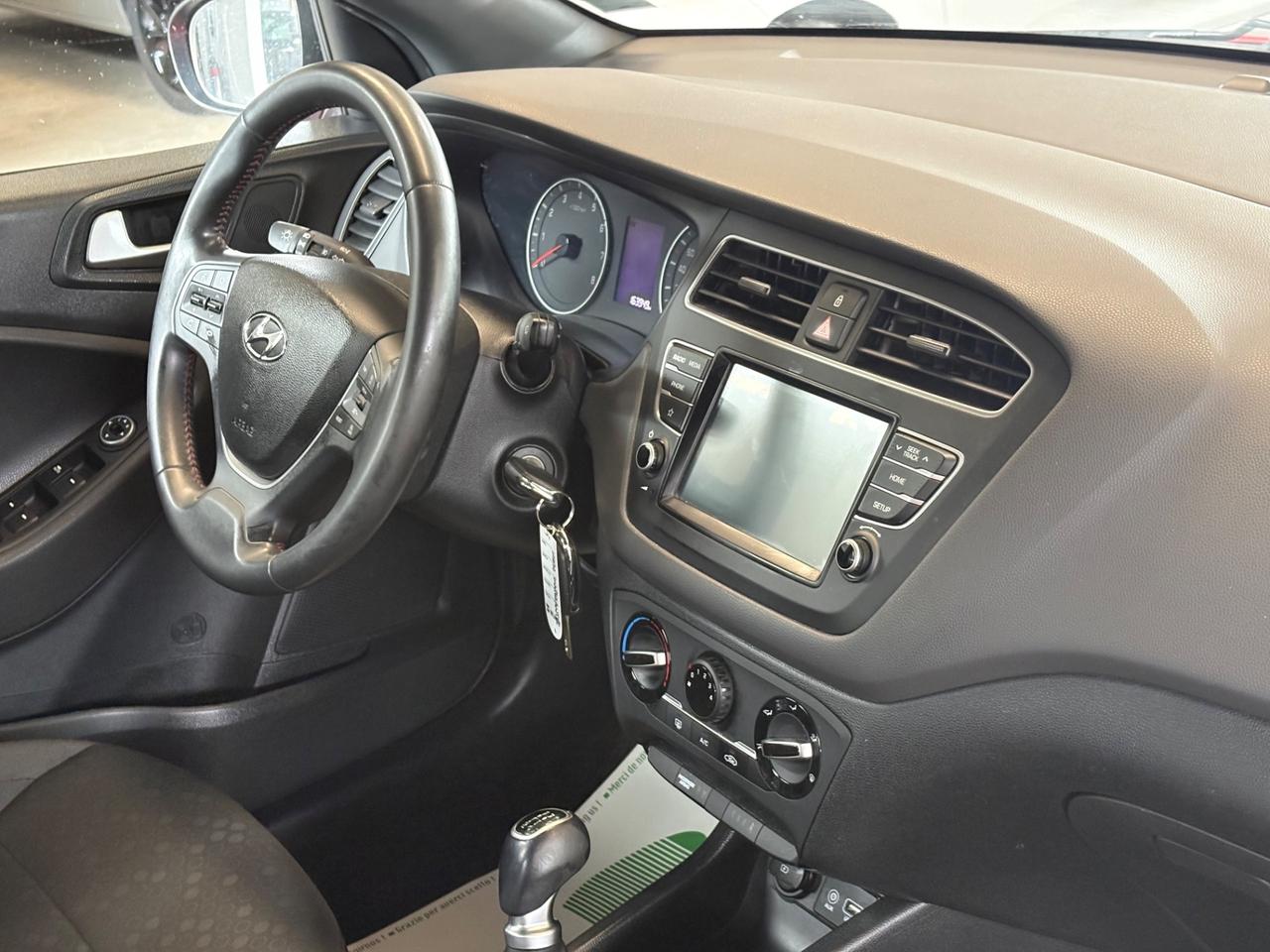 Hyundai i20 1.2 5 porte Connectline