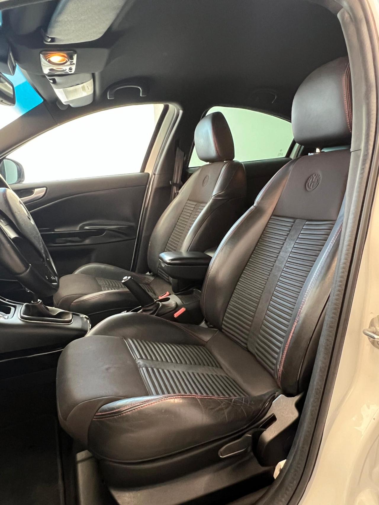 Alfa Romeo Giulietta 2.0 JTDm-2 140 CV Distinctive