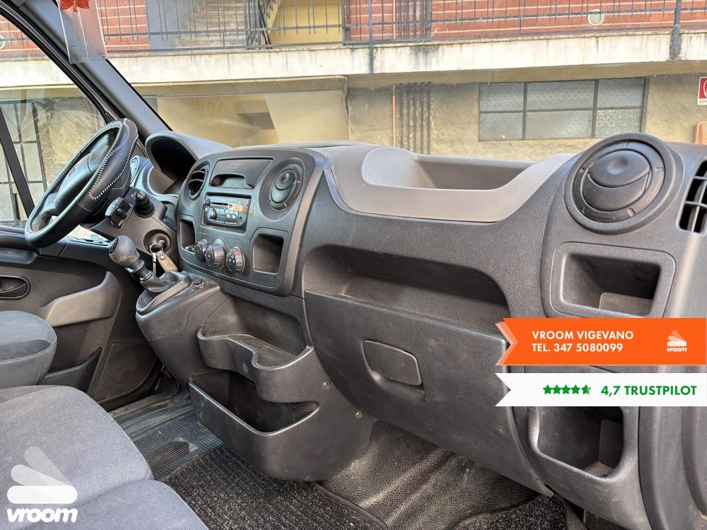 RENAULT Master 5ª serie Master T33 2.3 dCi/125...
