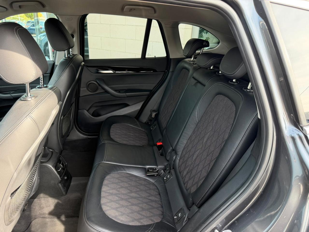 Bmw X1 sDrive18d xLine