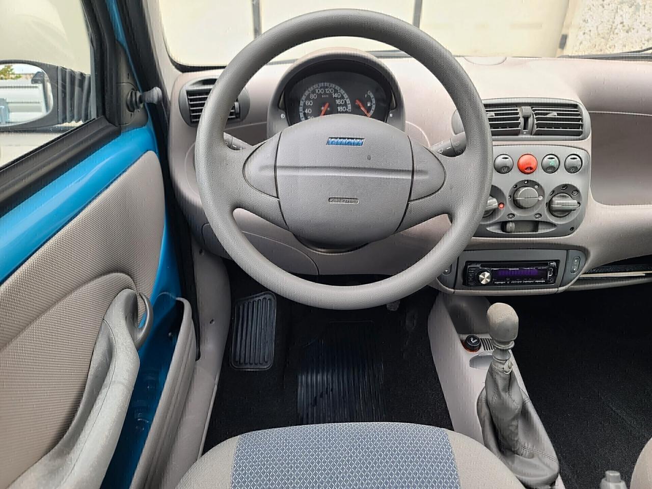 Fiat 600 CON A/C SOLO 59.000KM
