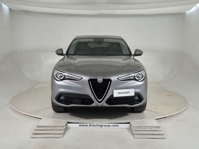 Alfa Romeo Stelvio 2017 Diesel 2.2 t B-Tech Q4 210cv auto