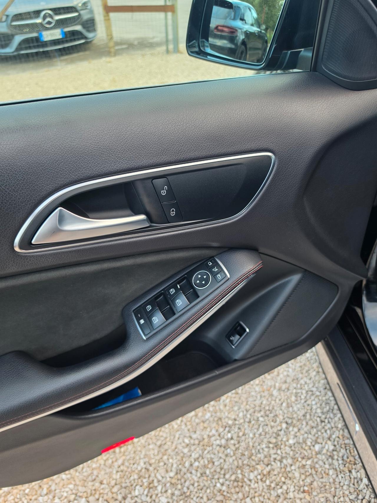 Mercedes-benz GLA 200 d Premium amg manuale