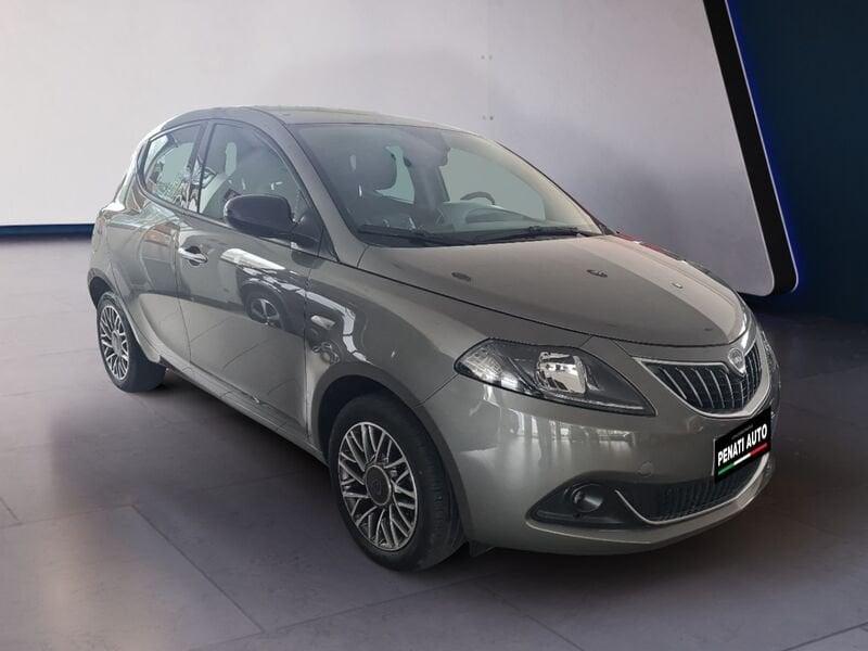 Lancia Ypsilon 1.0 FireFly 5 porte S&S Hybrid Gold Plus