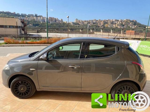 LANCIA Ypsilon 1.2 69 CV 5 porte Platinum