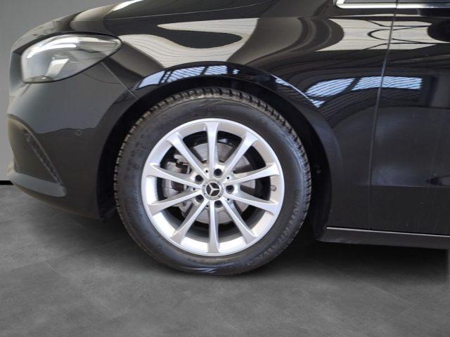 MERCEDES-BENZ B 180 d Automatic