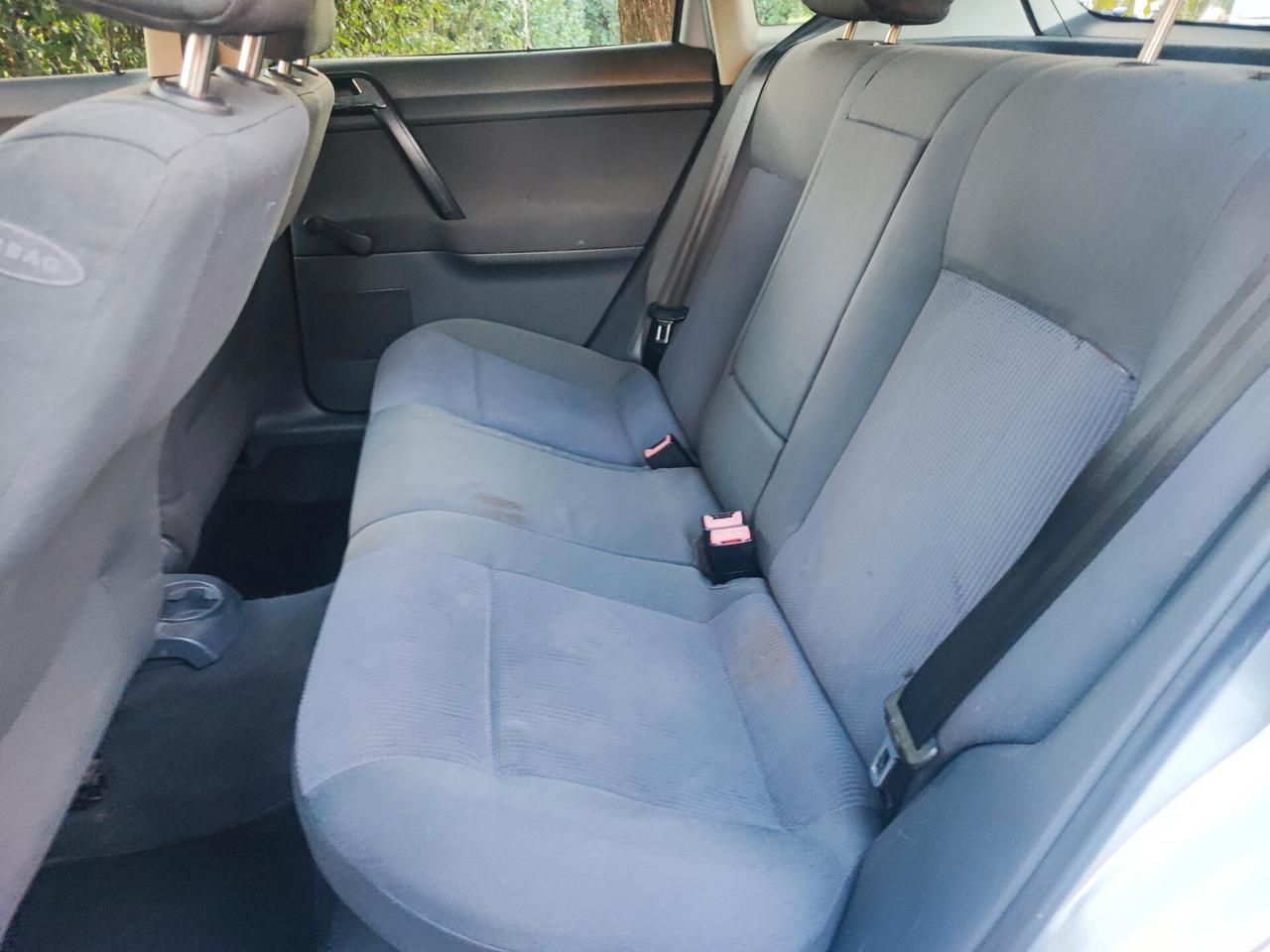 Volkswagen Polo 1.4 Benz euro 4 5porte neopatentati