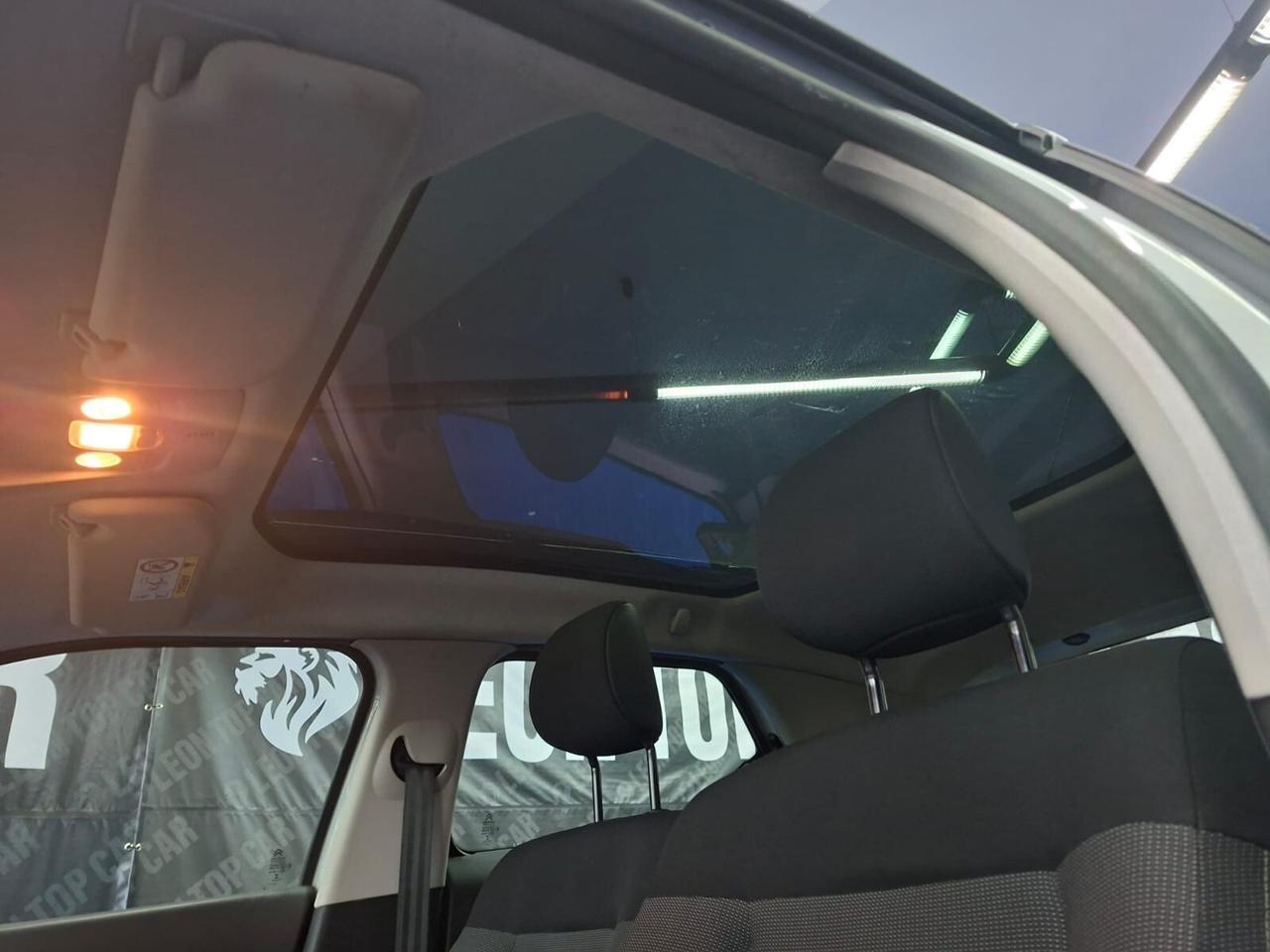 Citroen C4 Cactus tetto in vetro bianco perlato full