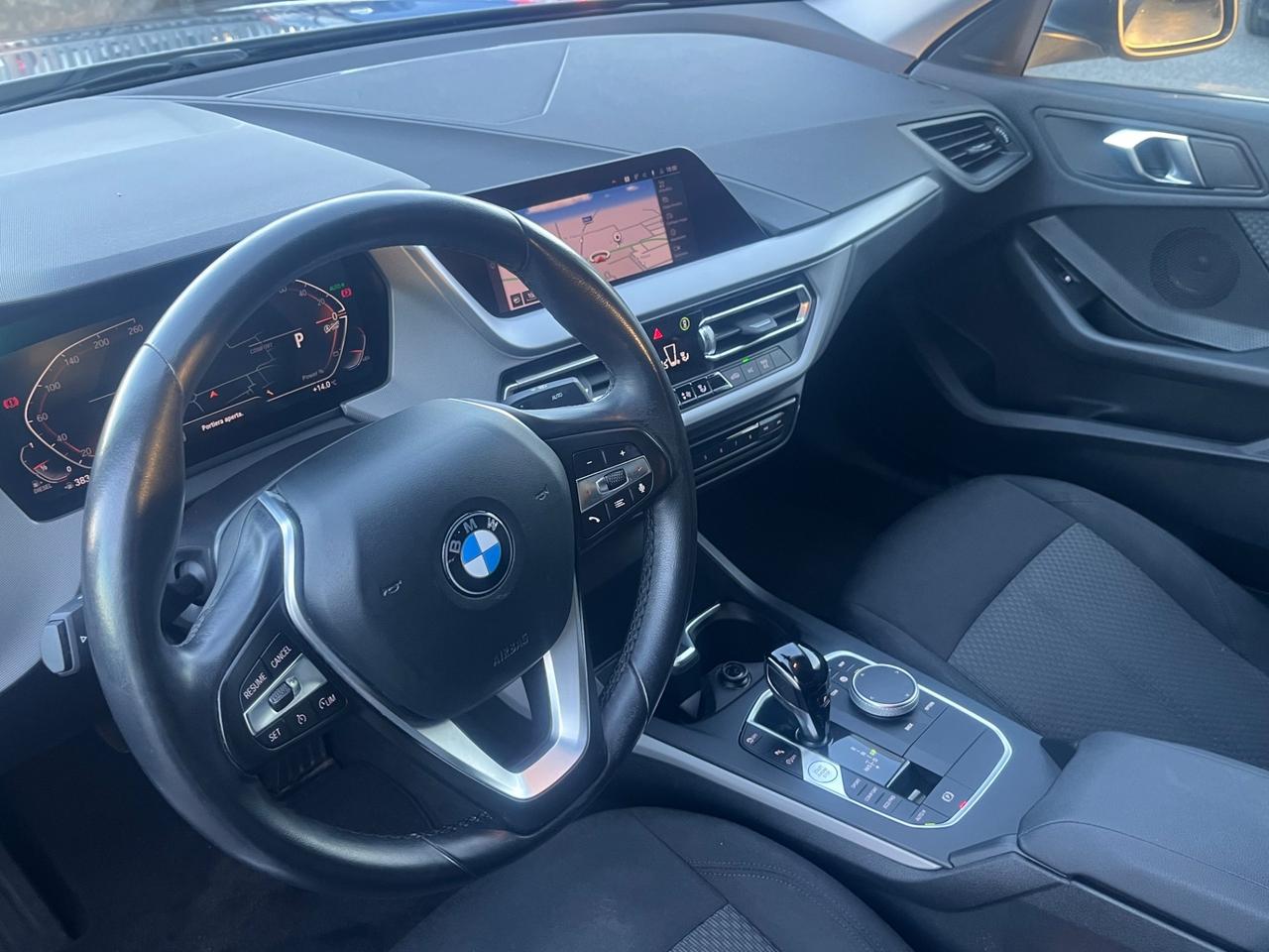 Bmw Serie 2 Gran Coupé 220d Colorversion Edition automatica.