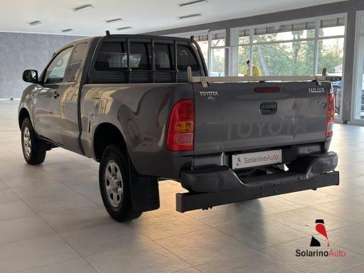 Toyota Hilux Extra Cab Hilux 2.5 extra cab SR 140cv my11