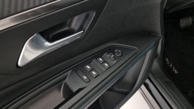 Peugeot 5008 BlueHDi 130 S&S EAT8 Allure