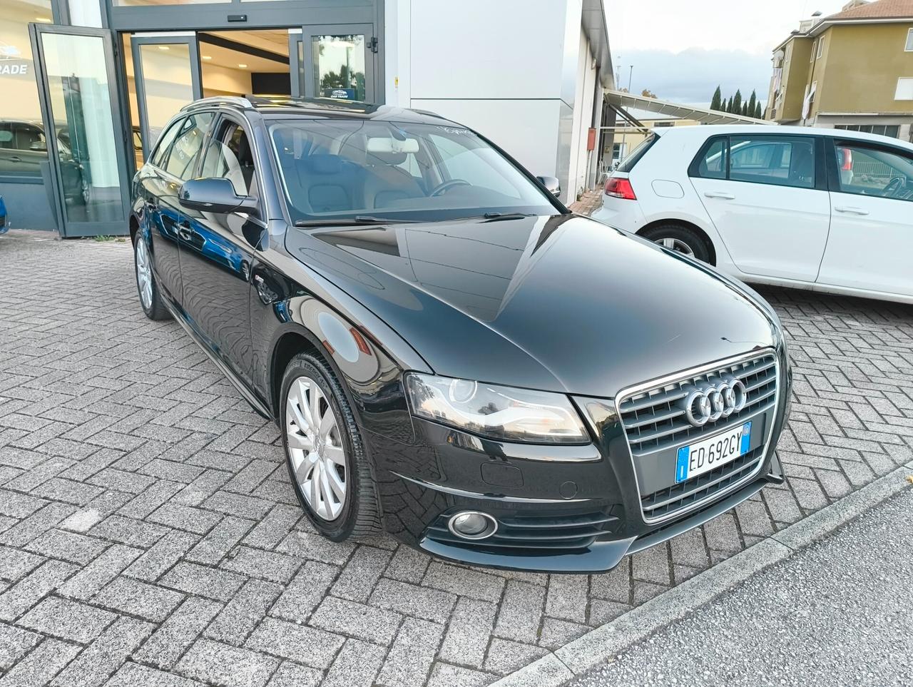 Audi A4 Avant 2.0 TDI 143CV S-line