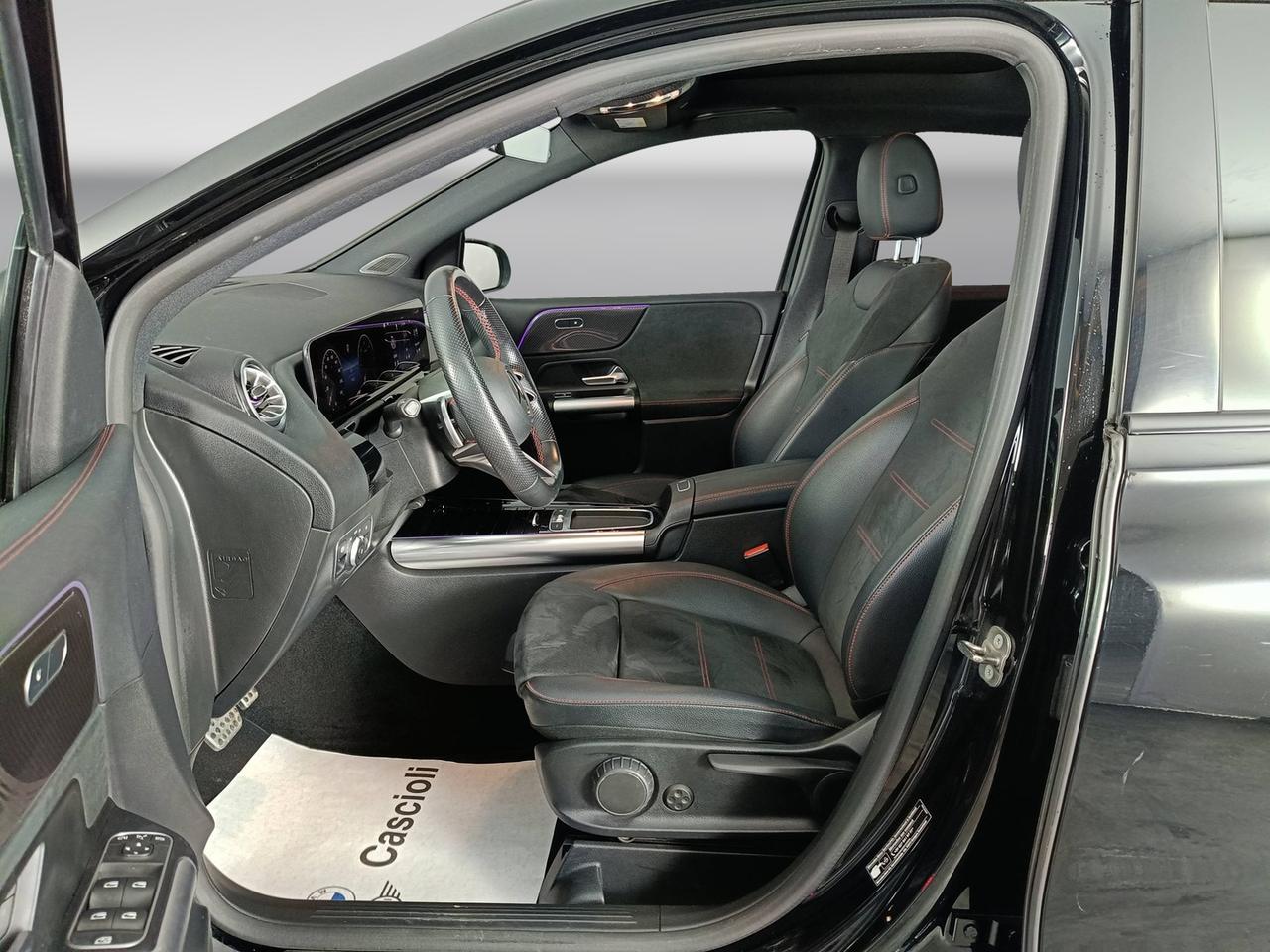 Mercedes-Benz Classe B - W247 2023 - B 180 d AMG Line Advanced Plus auto