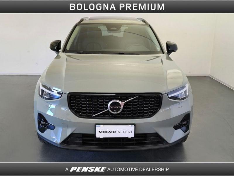 Volvo XC40 XC40 B4 AWD automatico Ultimate Dark