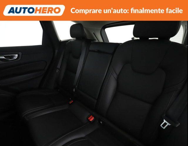 VOLVO XC60 B5 (d) AWD automatico Ultimate Dark
