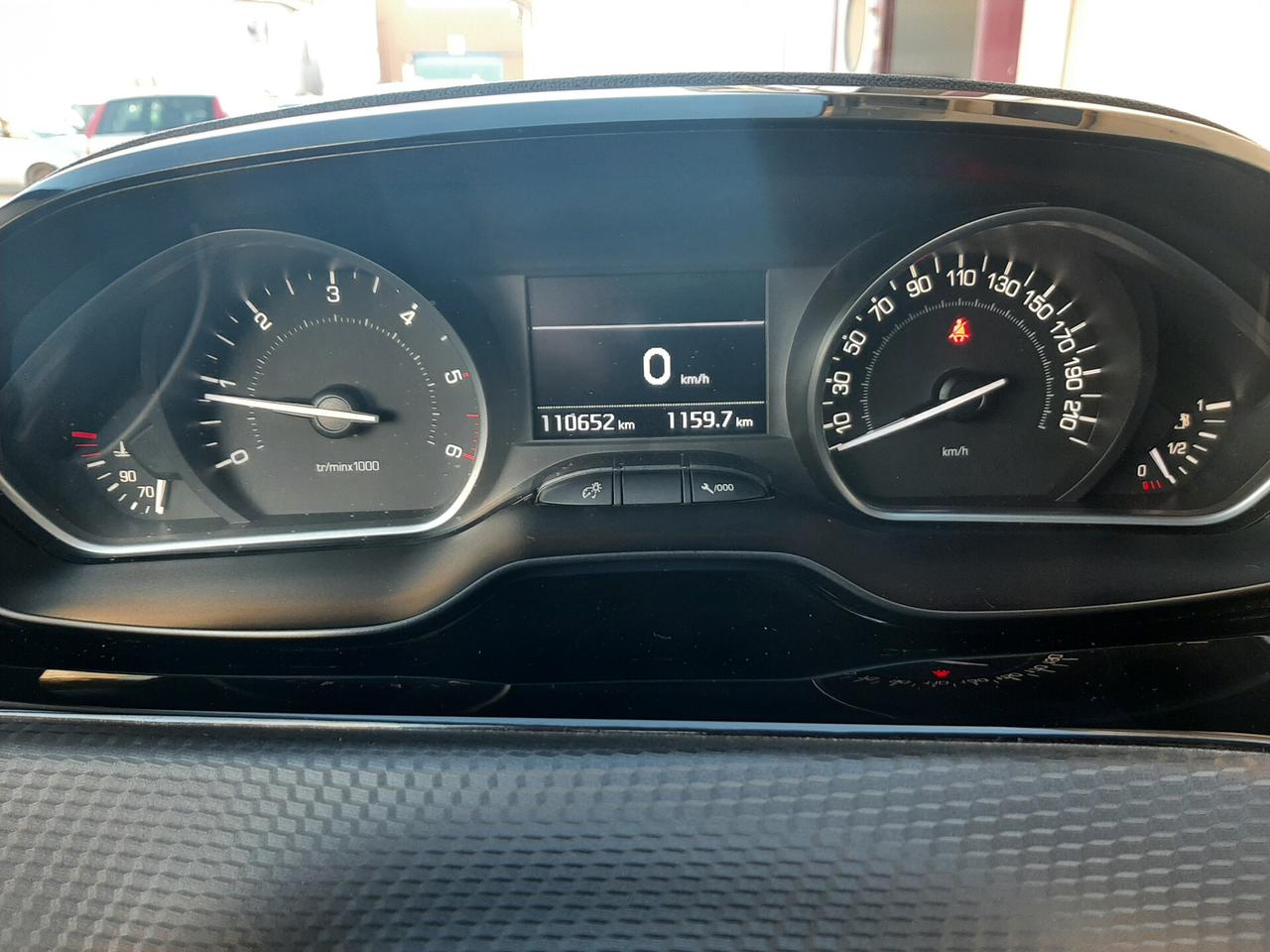 Peugeot 208 1.6 BlueHDi 75cv 5p Allure